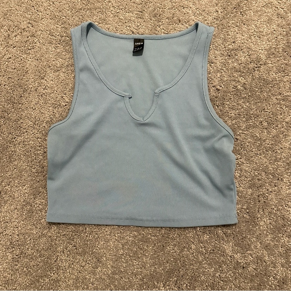 SHEIN Ribbed Crop Tank – Size L (US 8-10) - Picture 1 of 4